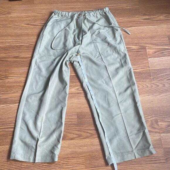 Tommy Bahama Size Small 100% Silk Tropical Floral Capri Pants New - Picture 9 of 10